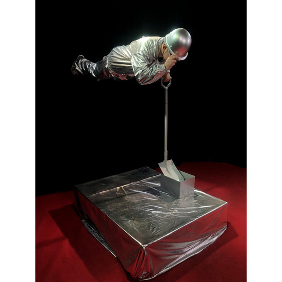 Painter Levitation