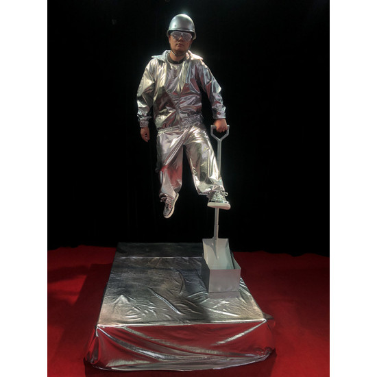 Painter Levitation